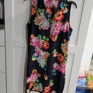 Spense Black Sleeveless V-Neck Dress with Bright Floral Print